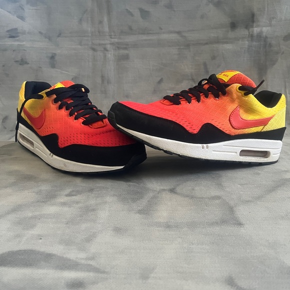 Nike Air Max 1 Sunset Pack - Picture 2 of 11